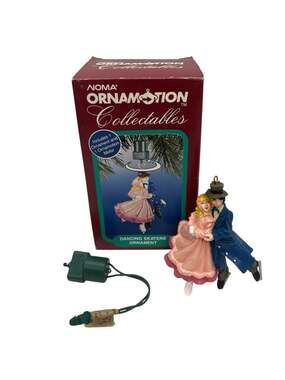 NOMA Ornamotion Dancing Skaters Ornament w/ Motor Vintage Christmas